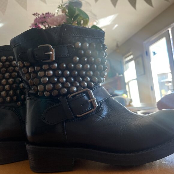 Ash Shoes - ASH Tennessee Studded Leather Ankle Boots in Black 37/7